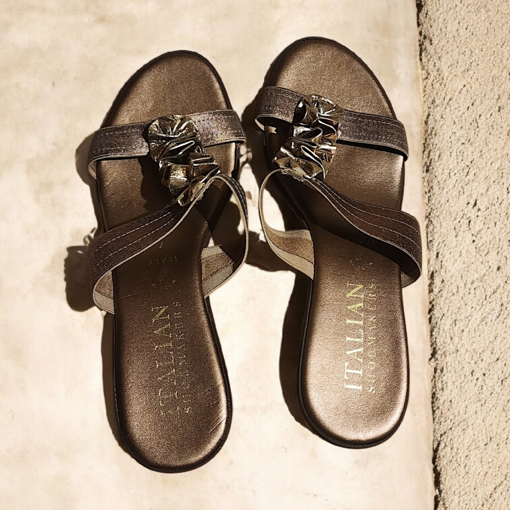 Italian Shoemakers Metallic Brown Sandals Women's Size 7